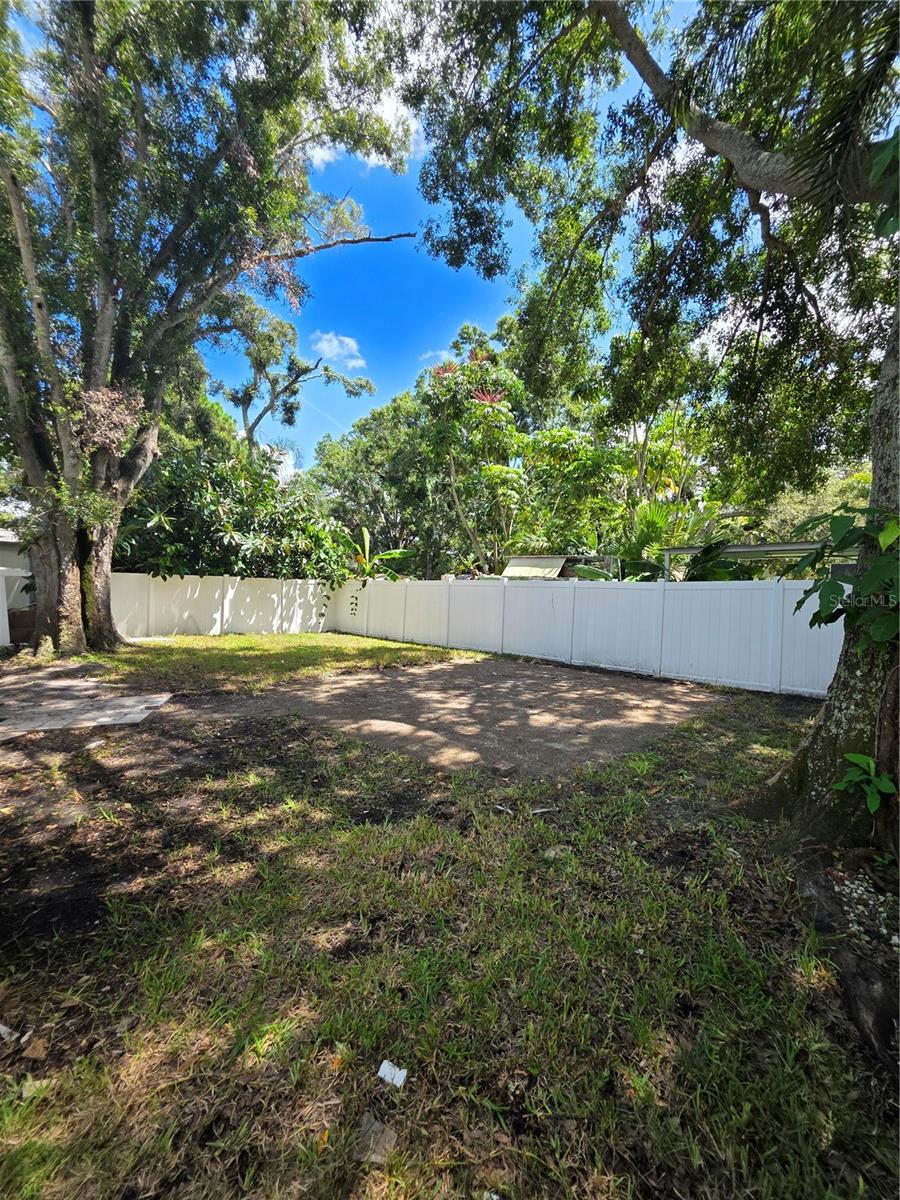 Image 34 of 43 For 6160 71st Avenue N