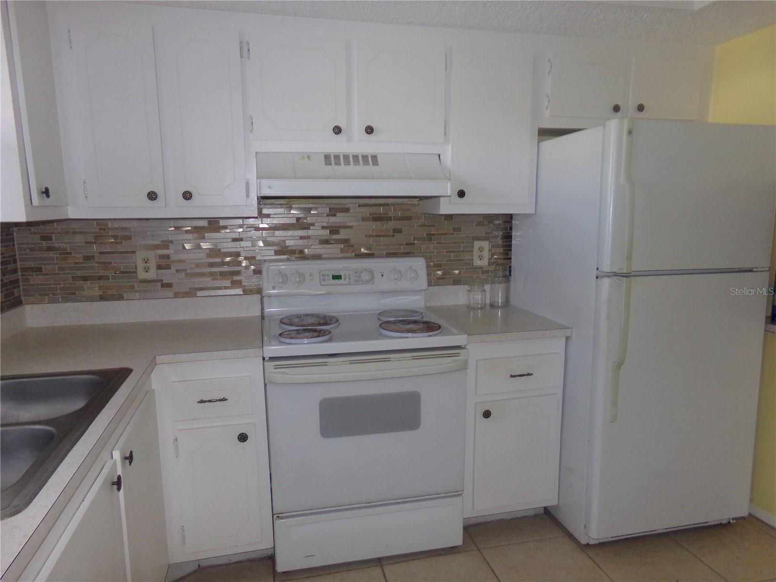 Image 3 of 33 For 4111 Heron Way 103