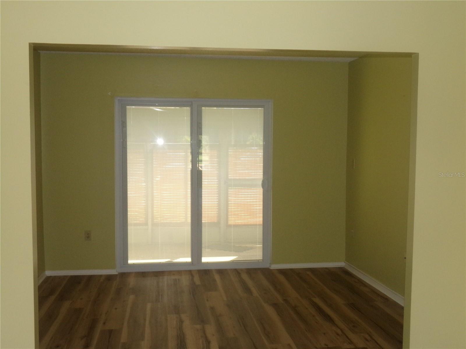 Image 9 of 33 For 4111 Heron Way 103