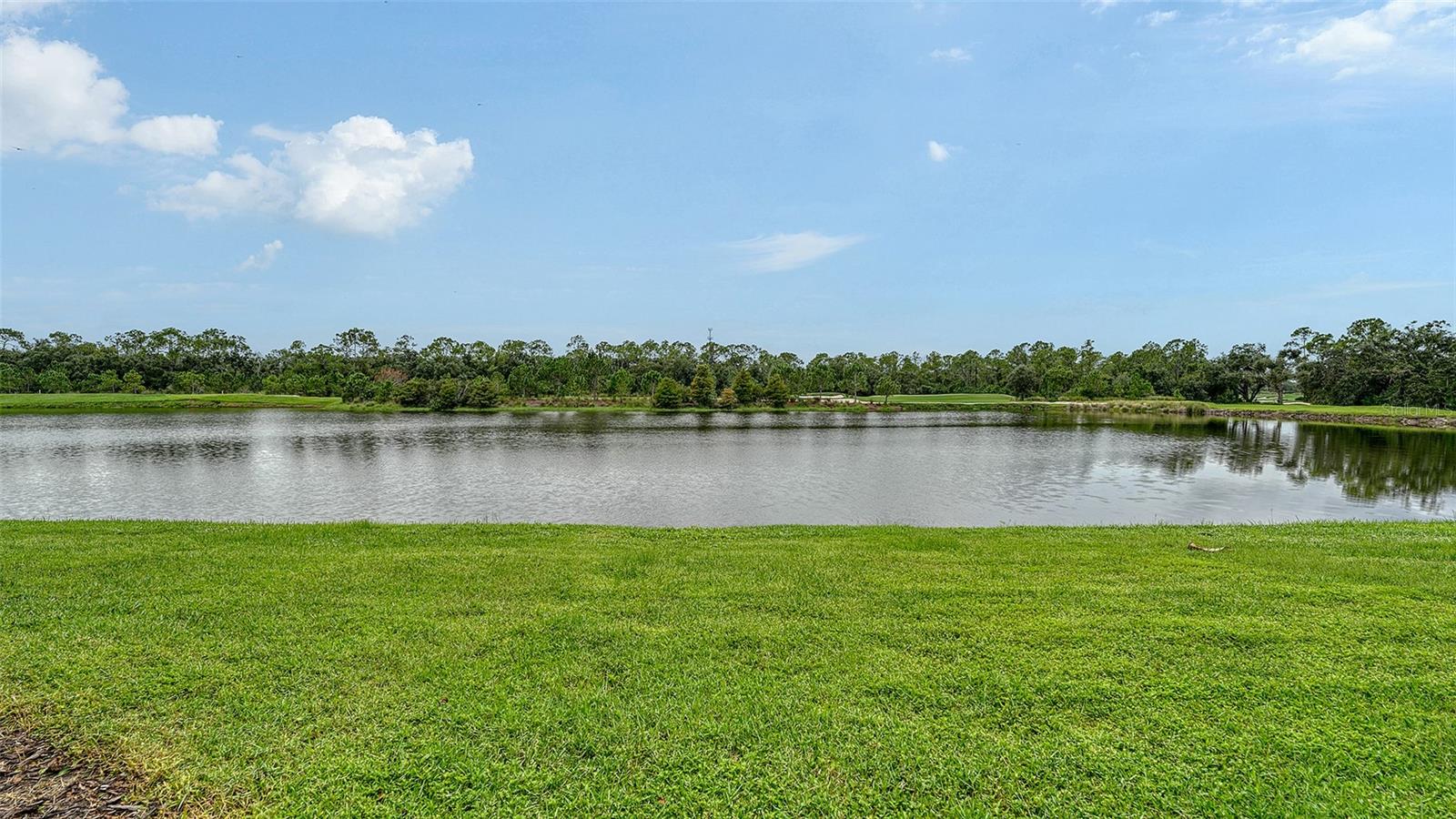 Image 34 of 88 For 16804 Vardon Terrace 107