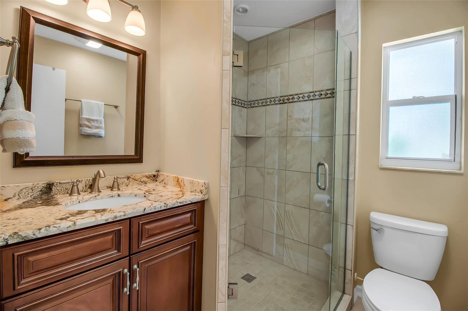 Image 27 of 42 For 1833 Sandalwood Drive