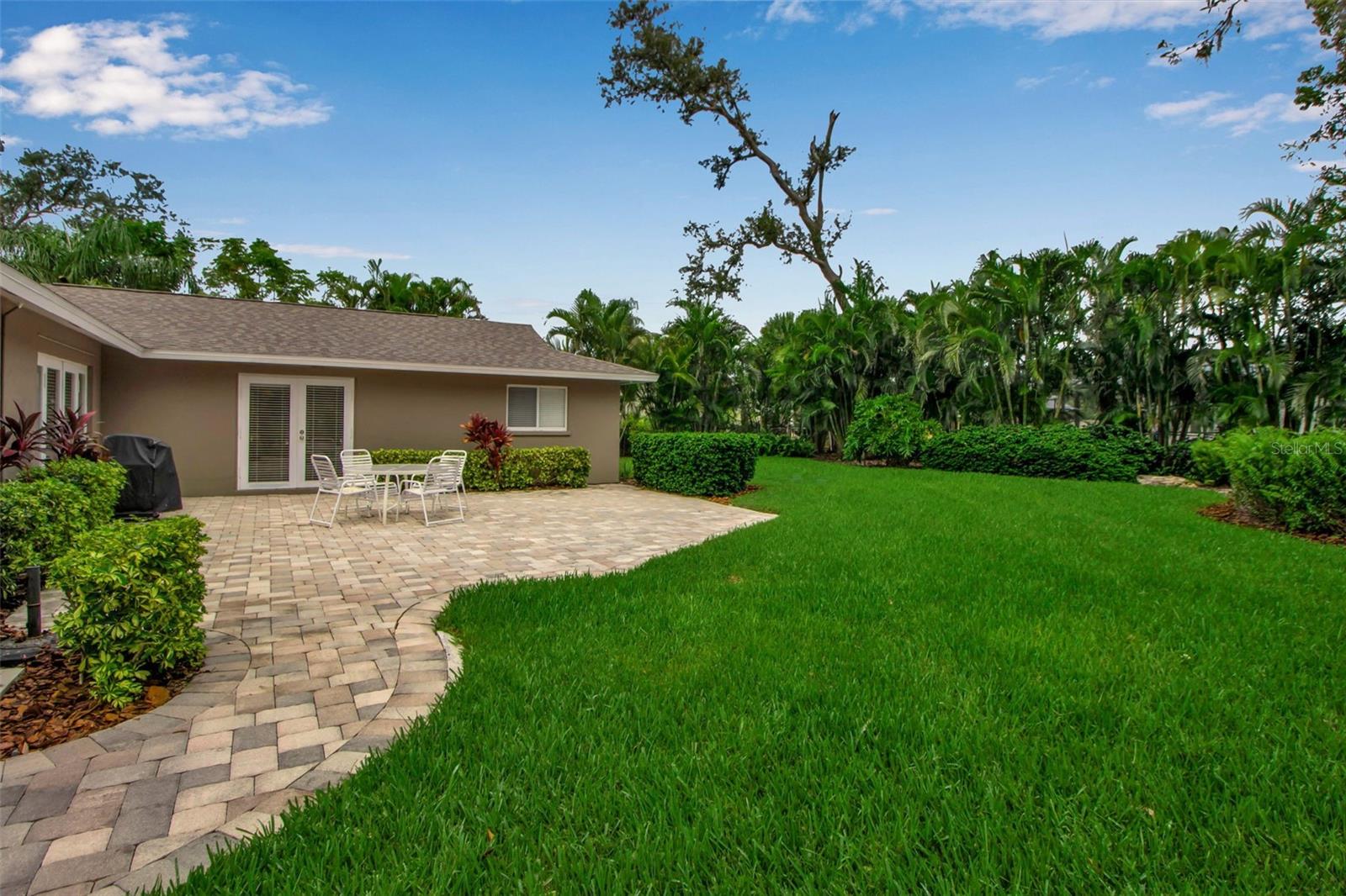 Image 37 of 42 For 1833 Sandalwood Drive