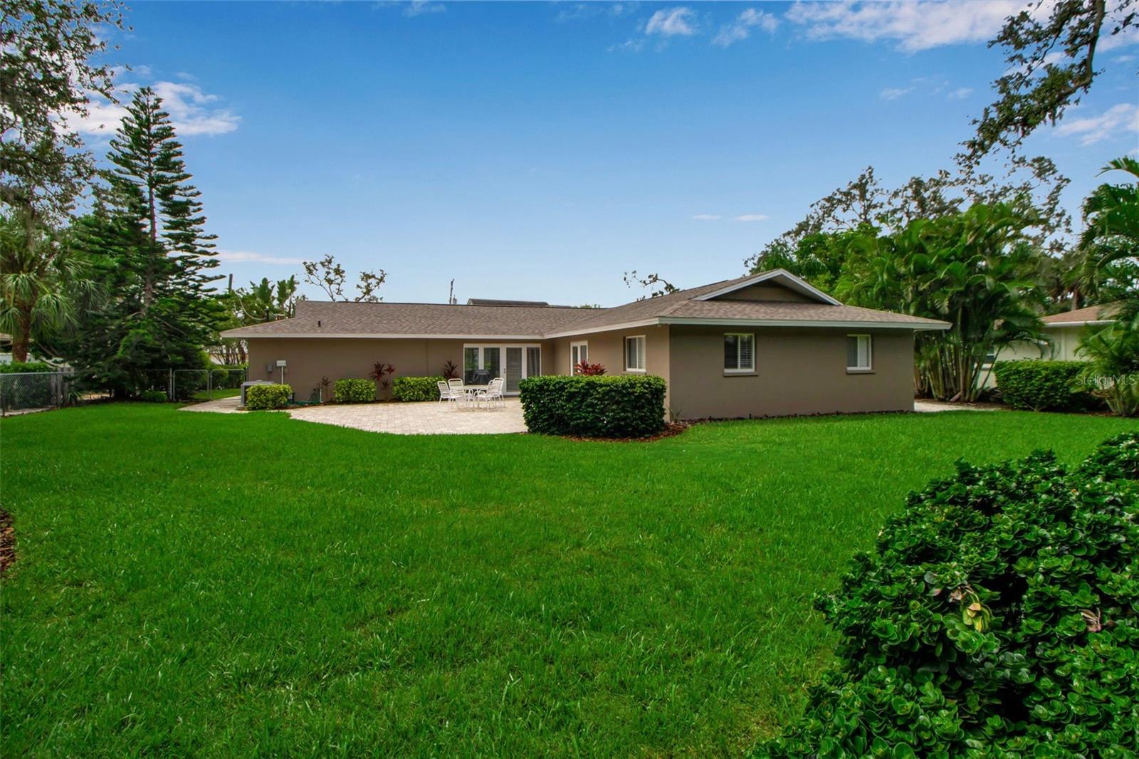 Image 39 of 42 For 1833 Sandalwood Drive