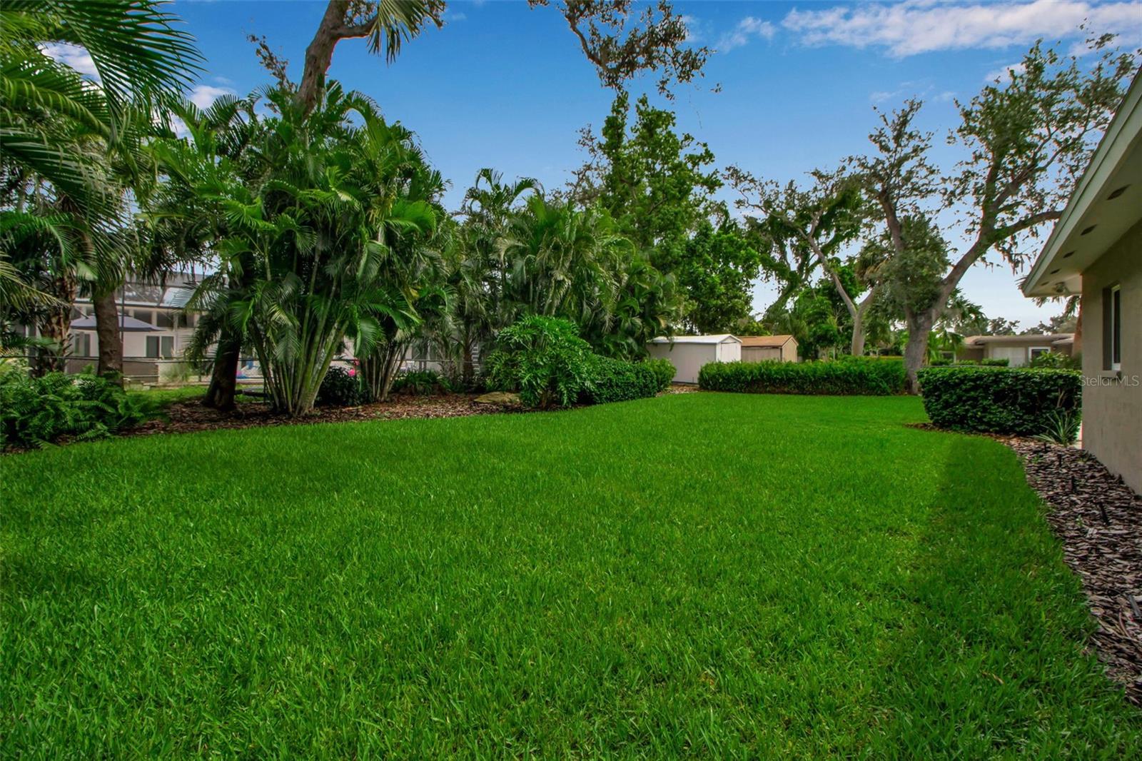 Image 40 of 42 For 1833 Sandalwood Drive