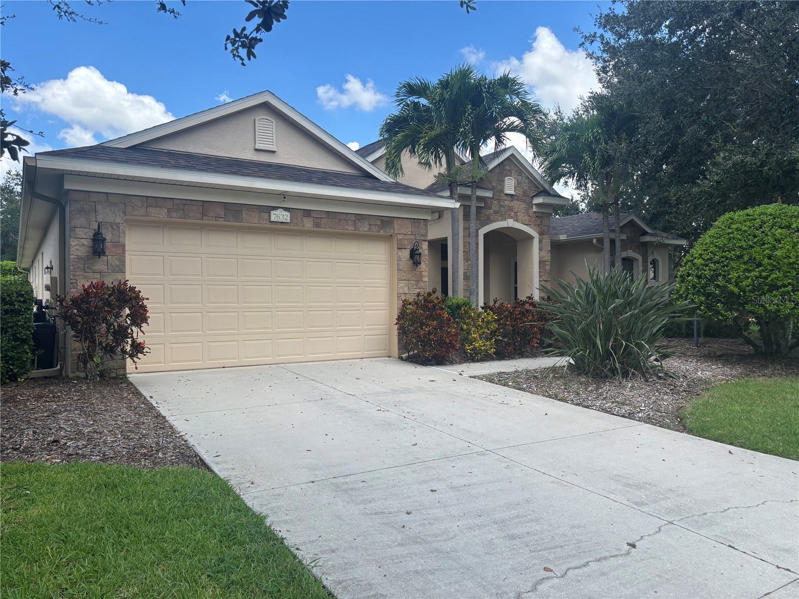 Details for 7632 Drayton Circle, BRADENTON, FL 34201