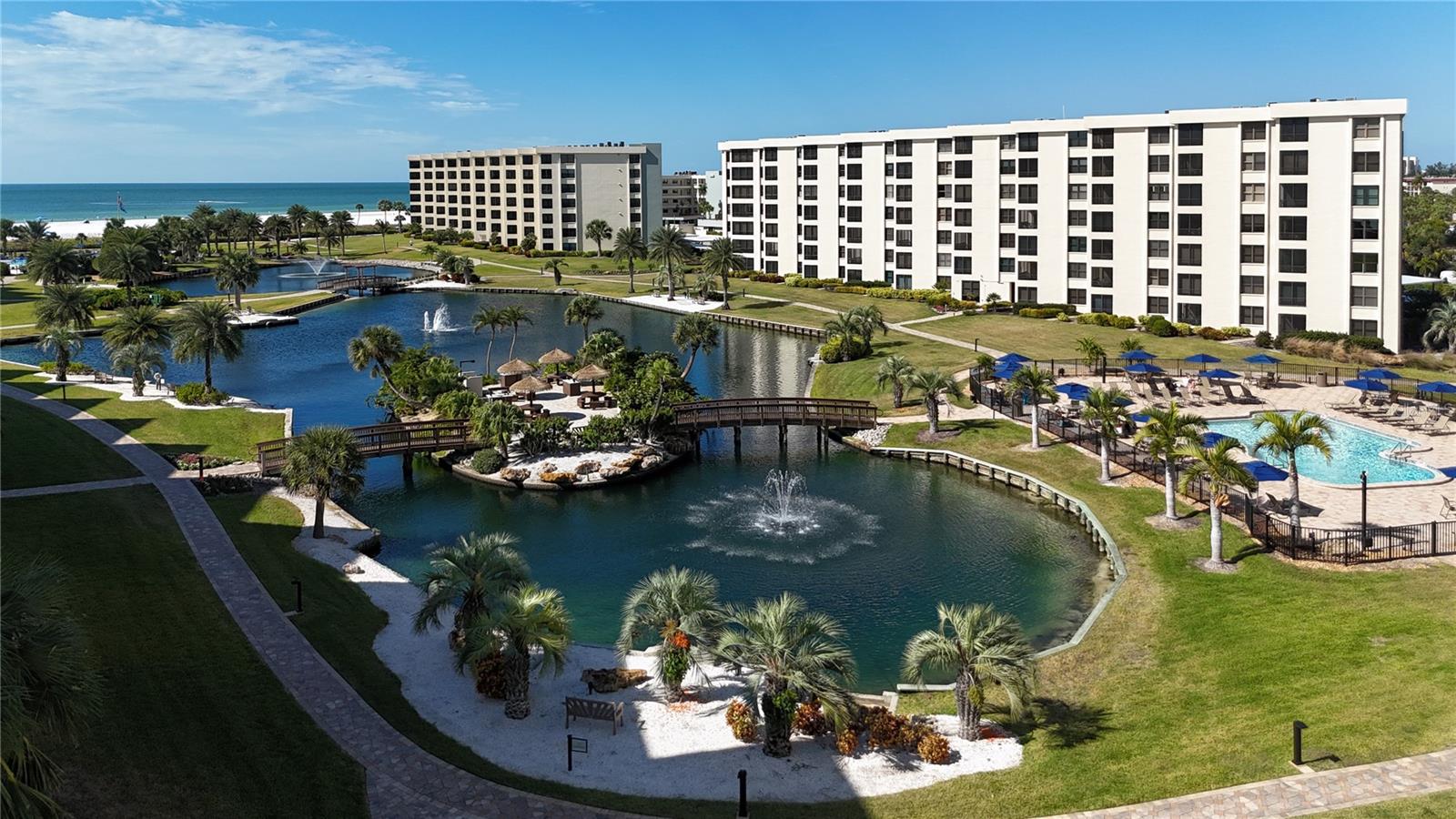 Image 43 of 47 For 5770 Midnight Pass Road 301