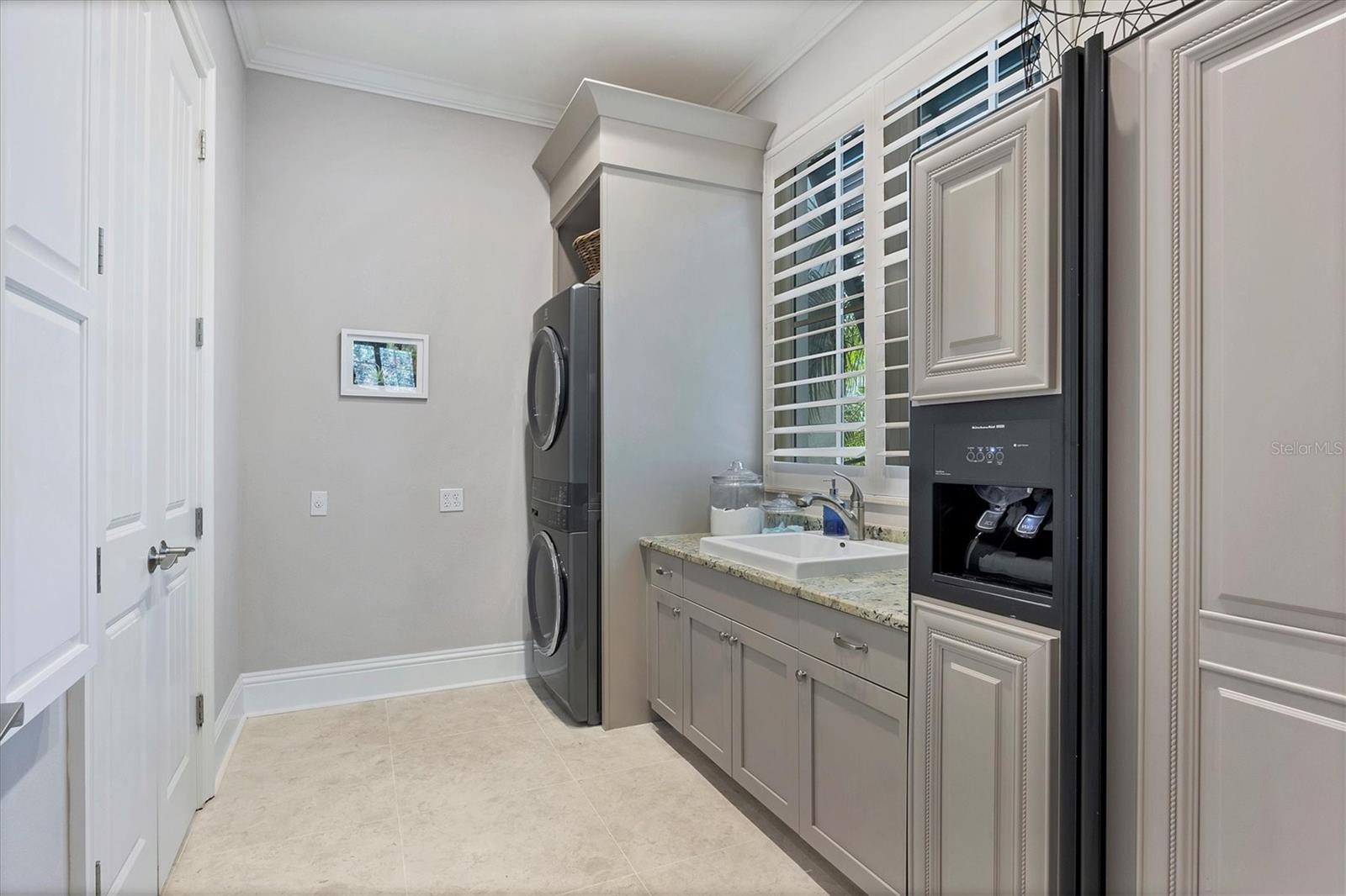 Image 45 of 100 For 8009 Bounty Lane