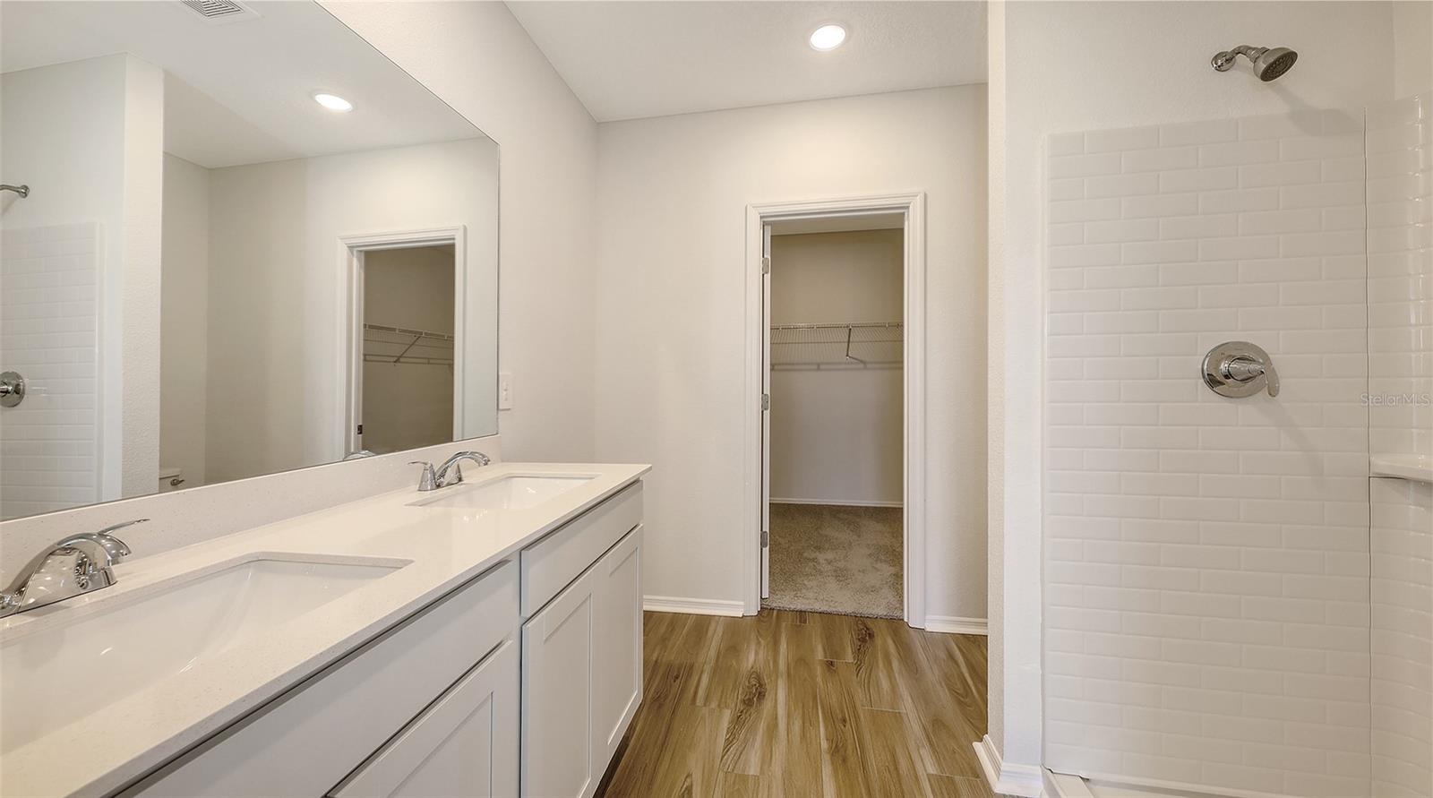 Image 11 of 20 For 4504 Hawthorn Avenue