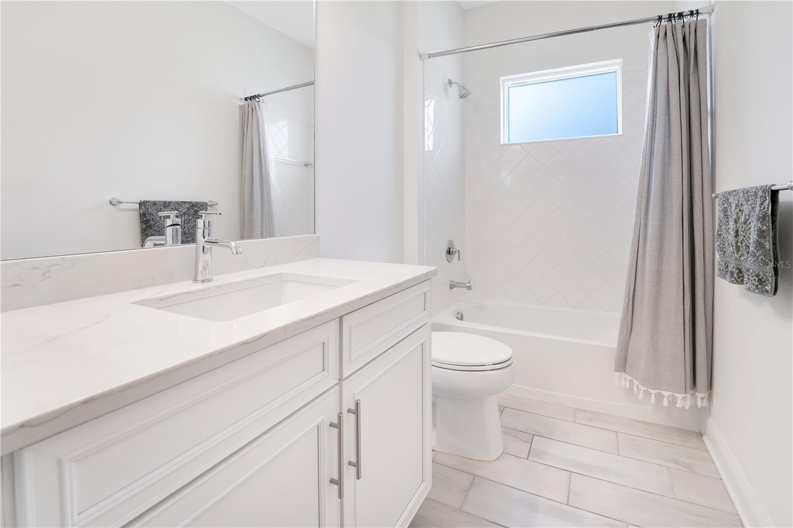 Image 14 of 36 For 13832 Old Creek Court