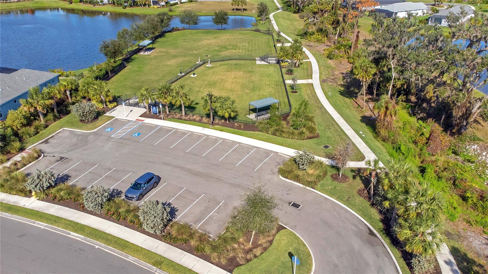 Image 26 of 36 For 13832 Old Creek Court