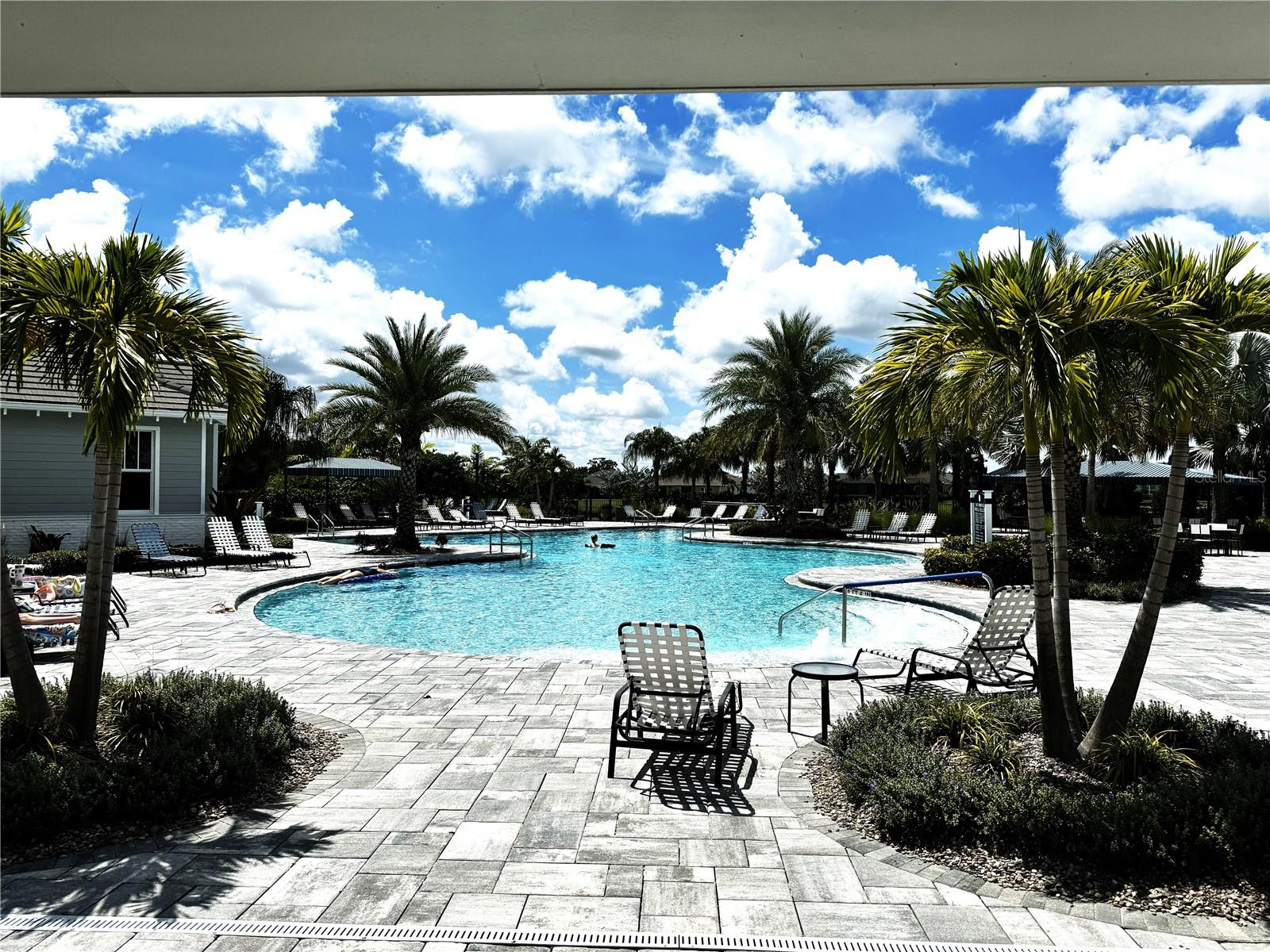 Image 29 of 36 For 13832 Old Creek Court