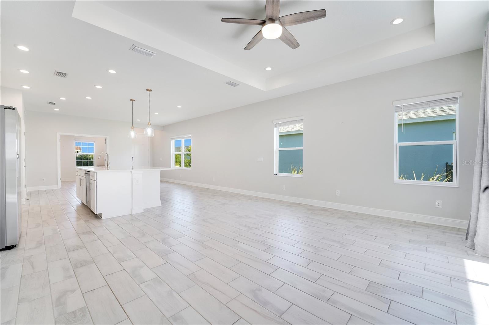 Image 4 of 36 For 13832 Old Creek Court