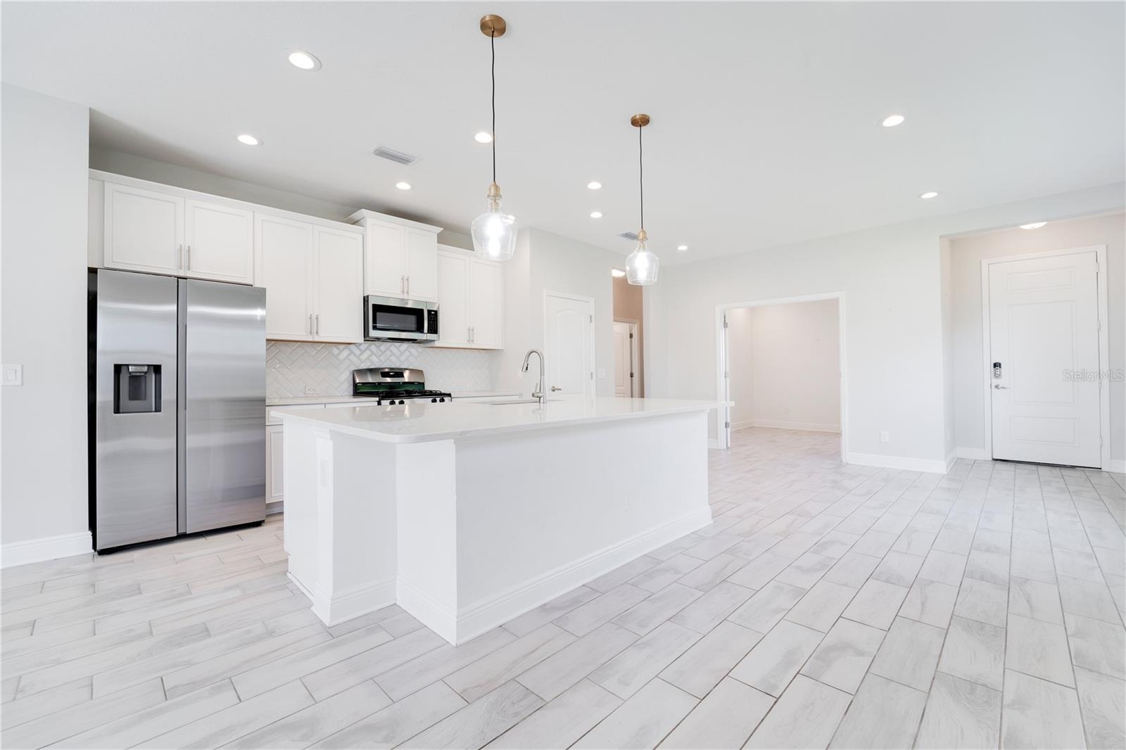 Image 5 of 36 For 13832 Old Creek Court