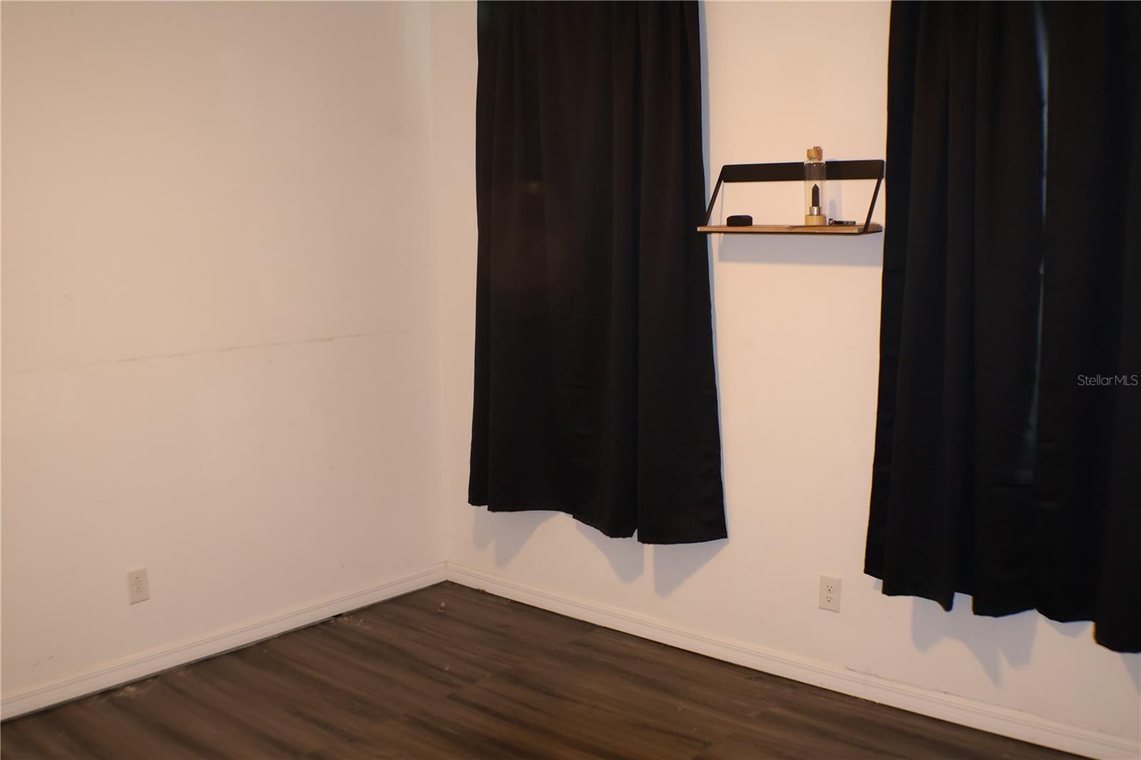 Image 15 of 24 For 453 Ironside Trail Drive