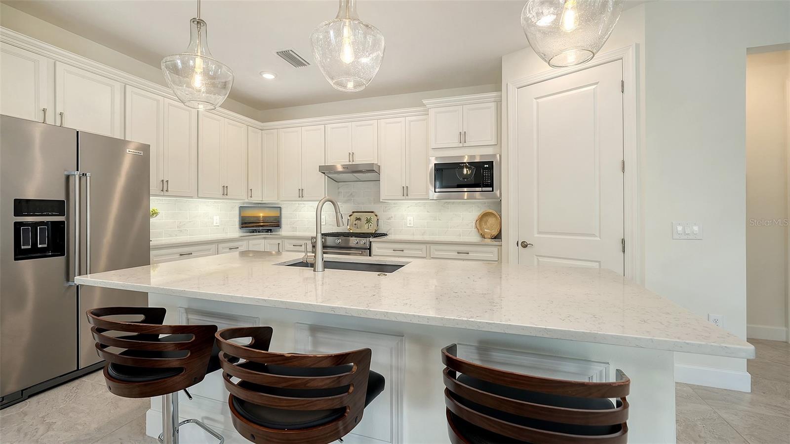 Image 22 of 66 For 17715 Littleton Place