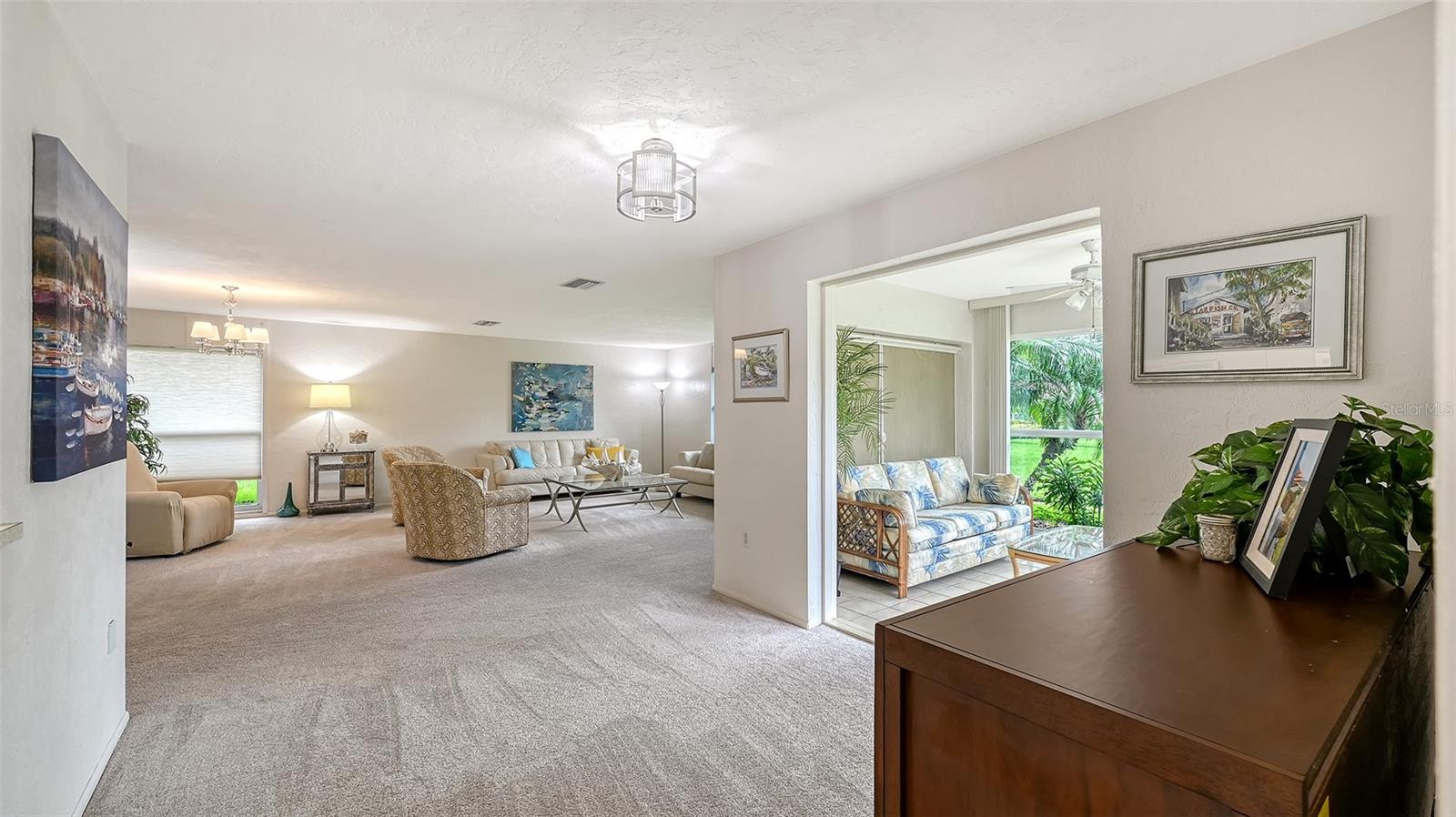 Image 13 of 58 For 3741 Amesbury Lane 5607