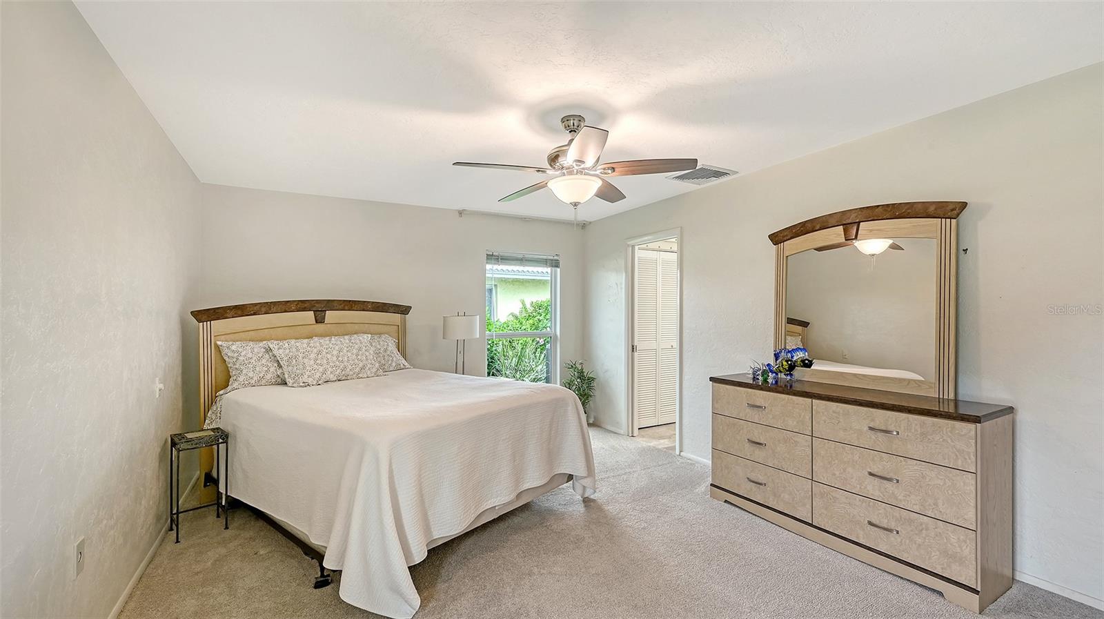 Image 23 of 58 For 3741 Amesbury Lane 5607