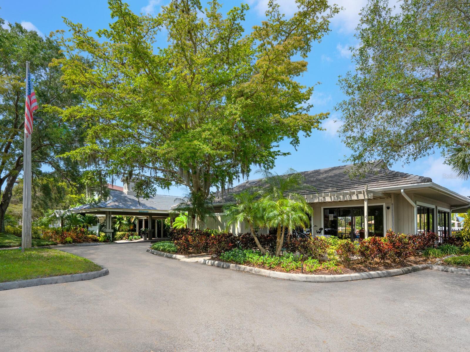 Image 45 of 59 For 5420 Eagles Point Circle 105