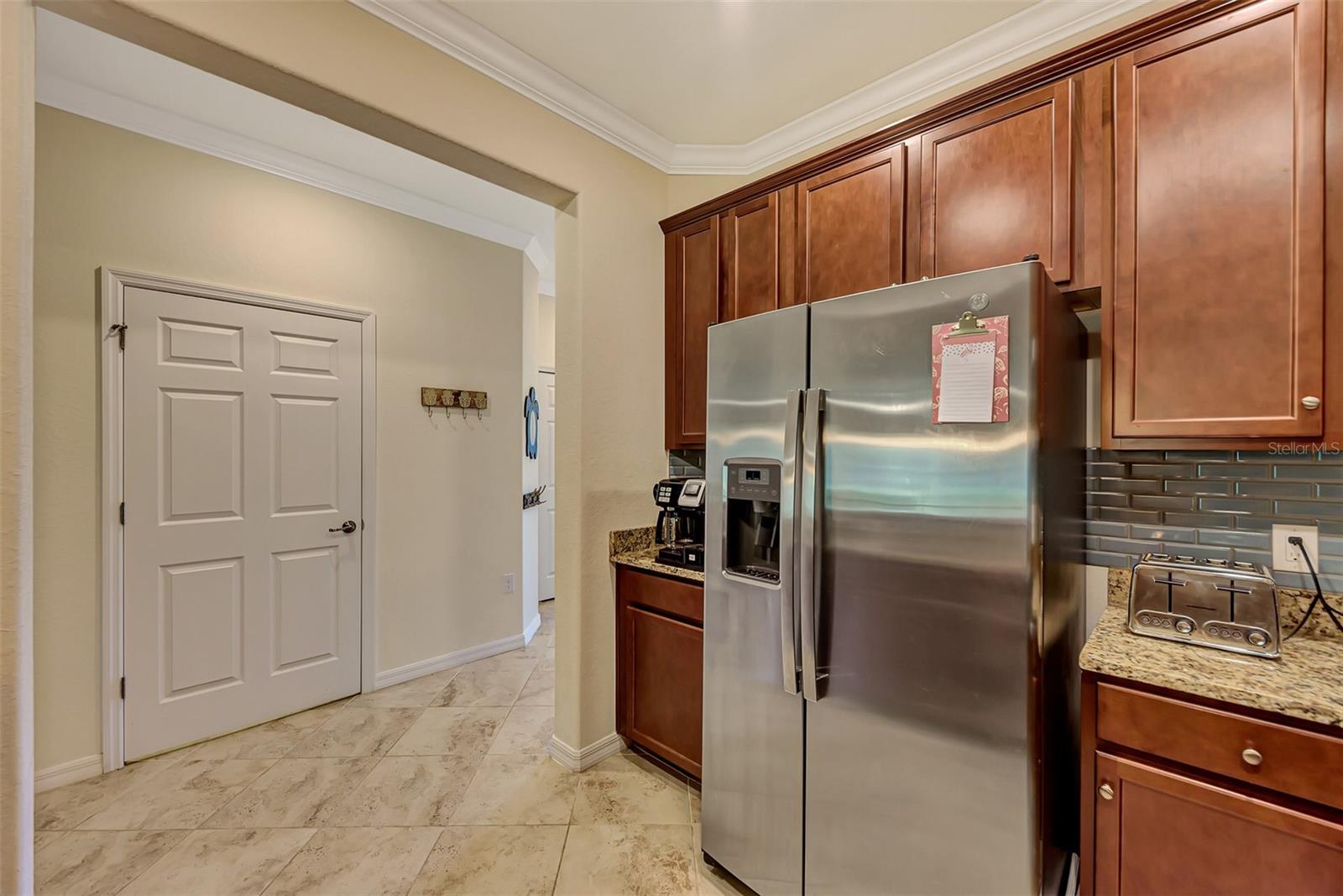 Image 15 of 47 For 20312 Lagente Circle