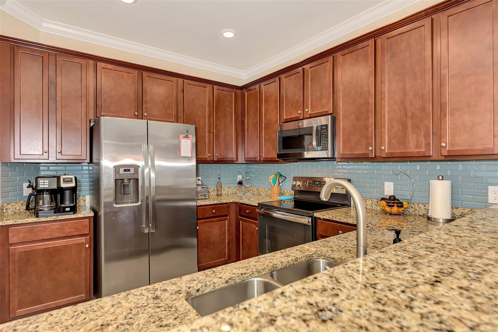 Image 17 of 47 For 20312 Lagente Circle