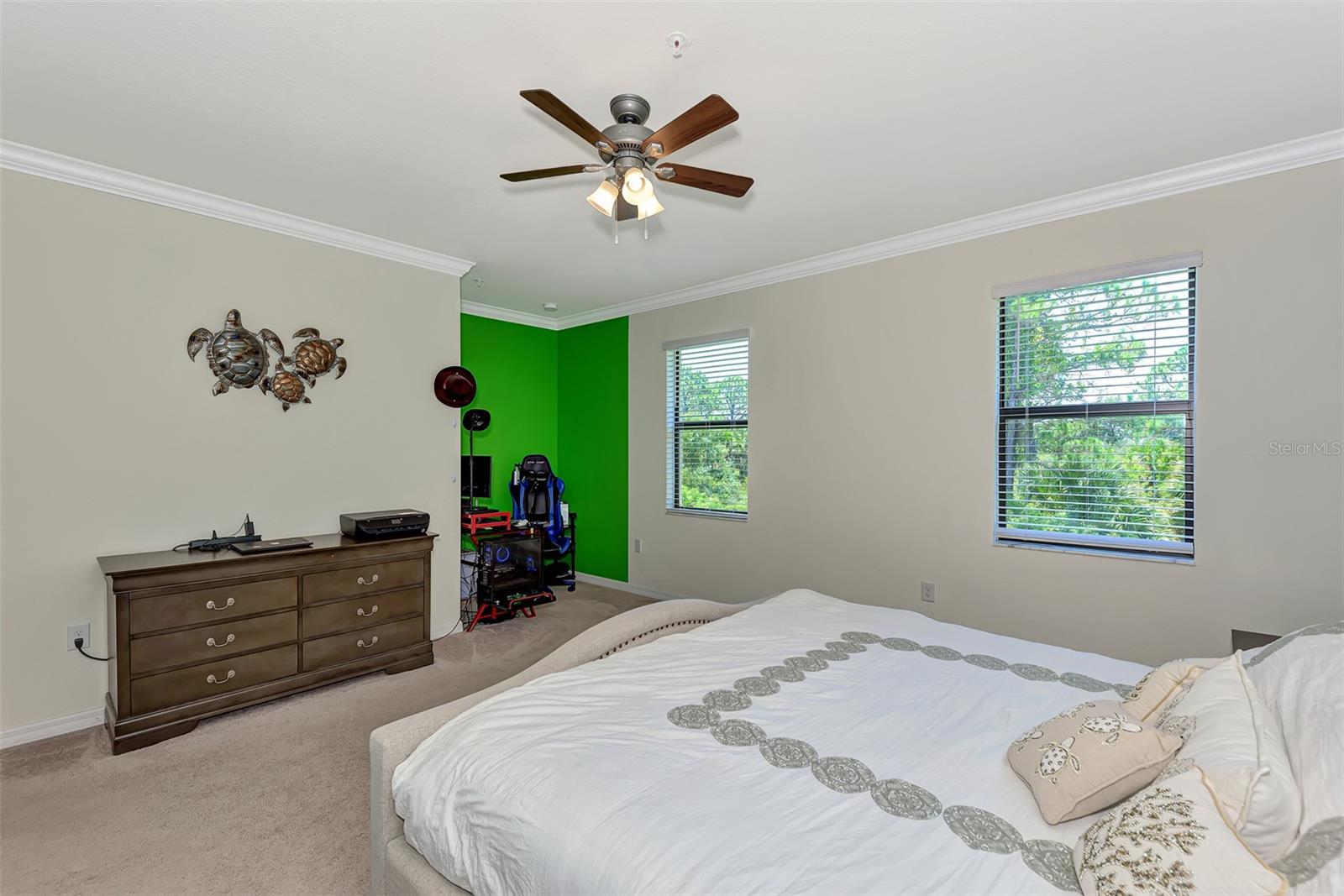 Image 24 of 47 For 20312 Lagente Circle