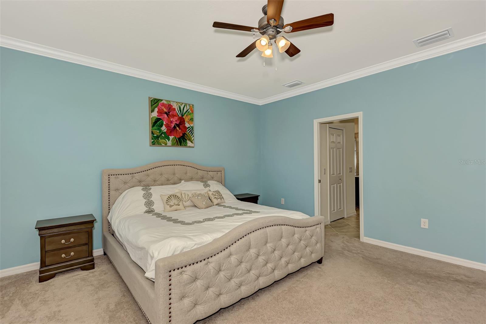 Image 25 of 47 For 20312 Lagente Circle