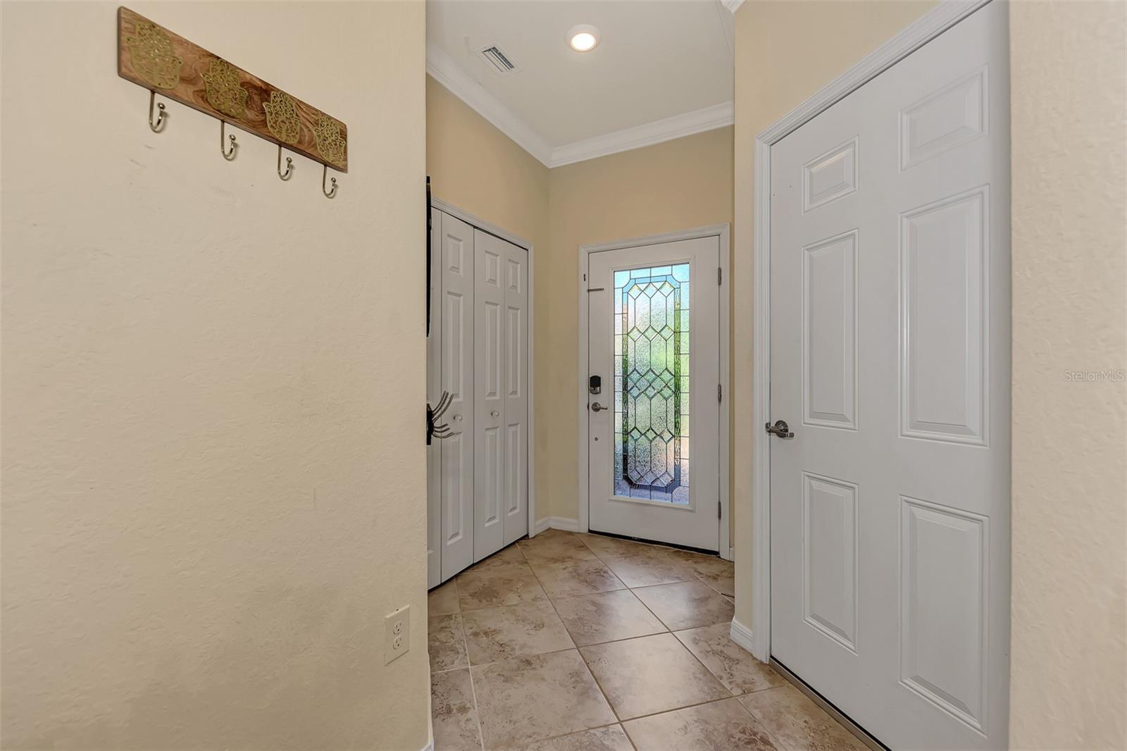 Image 3 of 47 For 20312 Lagente Circle