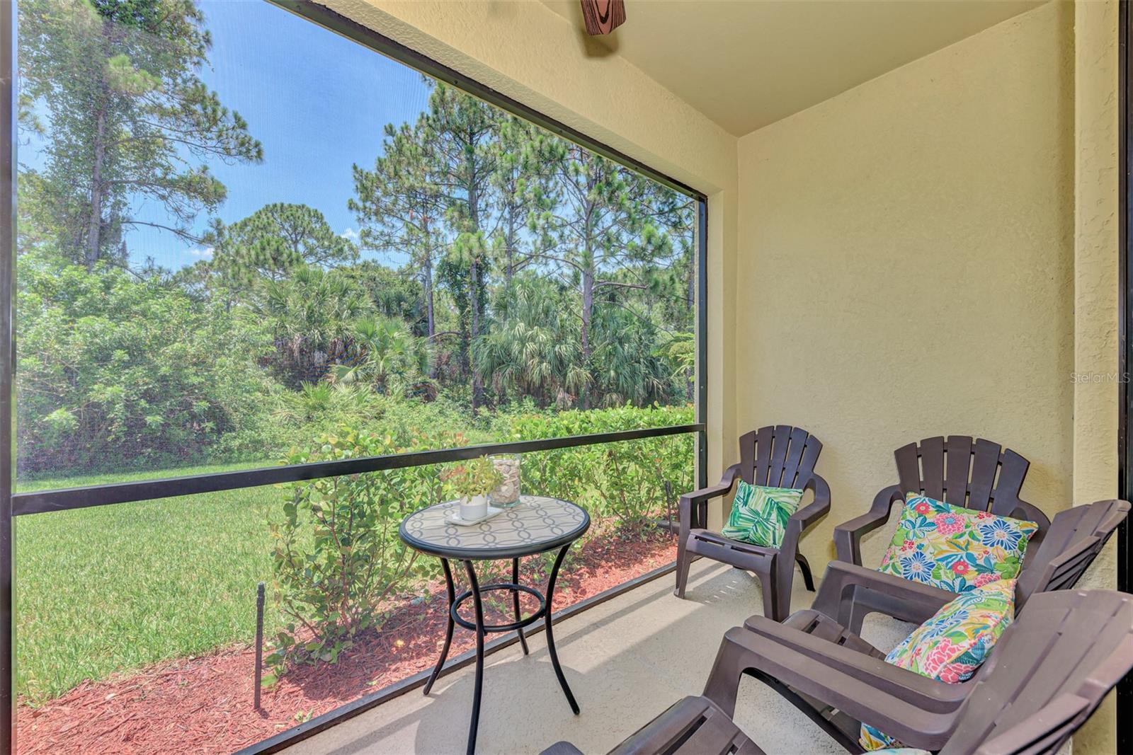 Image 37 of 47 For 20312 Lagente Circle