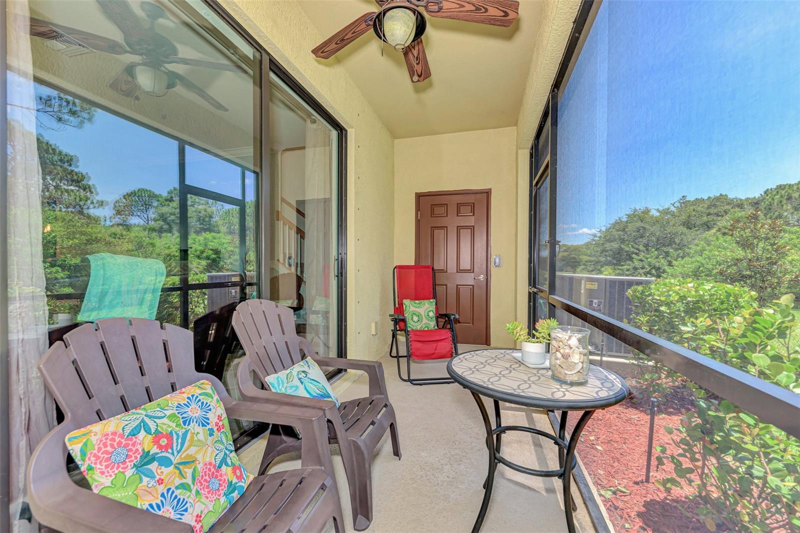 Image 38 of 47 For 20312 Lagente Circle