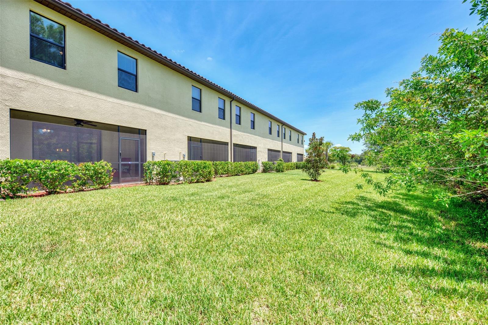 Image 39 of 47 For 20312 Lagente Circle