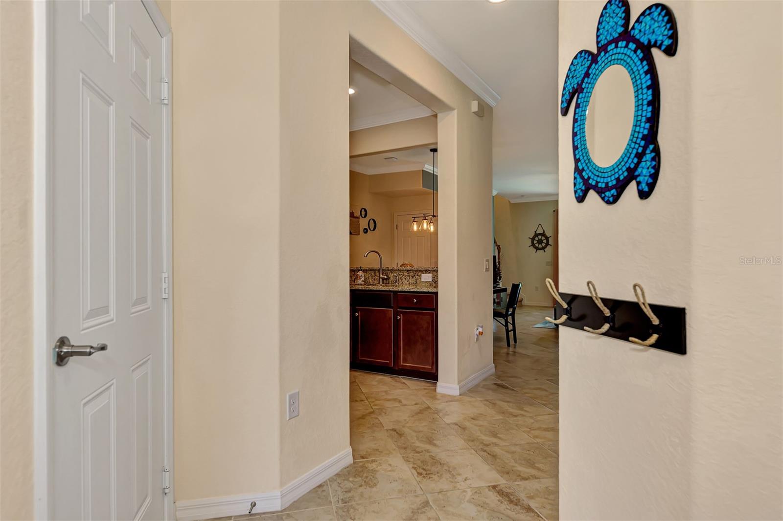 Image 4 of 47 For 20312 Lagente Circle