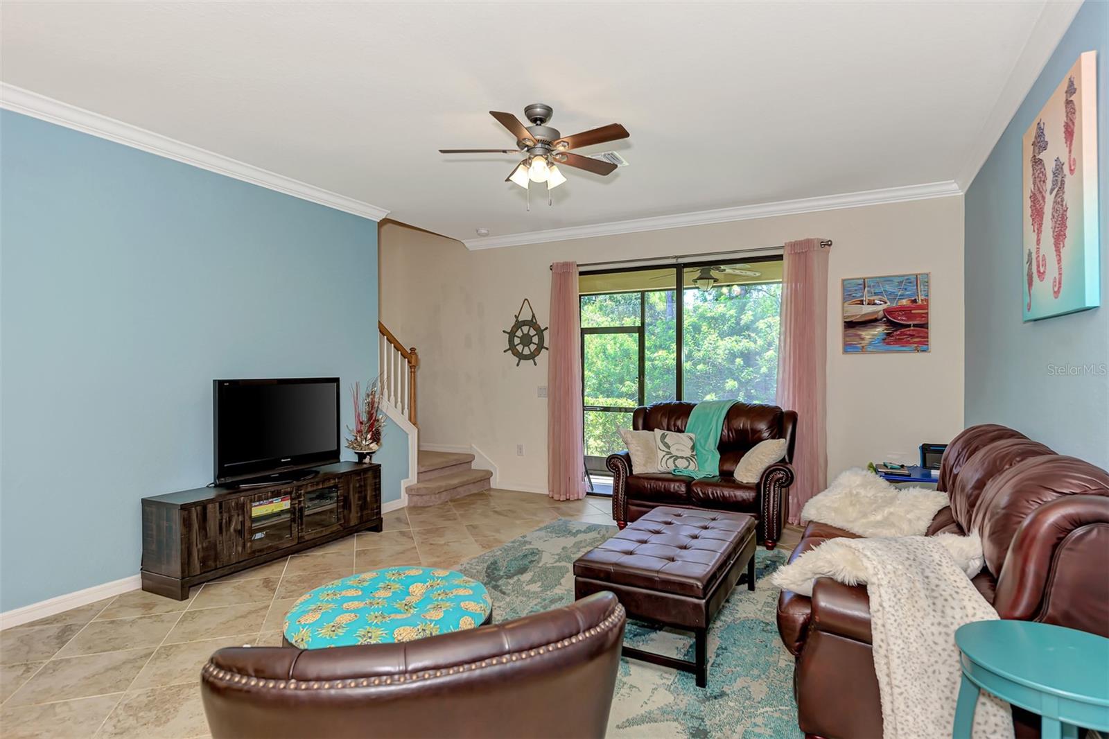 Image 8 of 47 For 20312 Lagente Circle