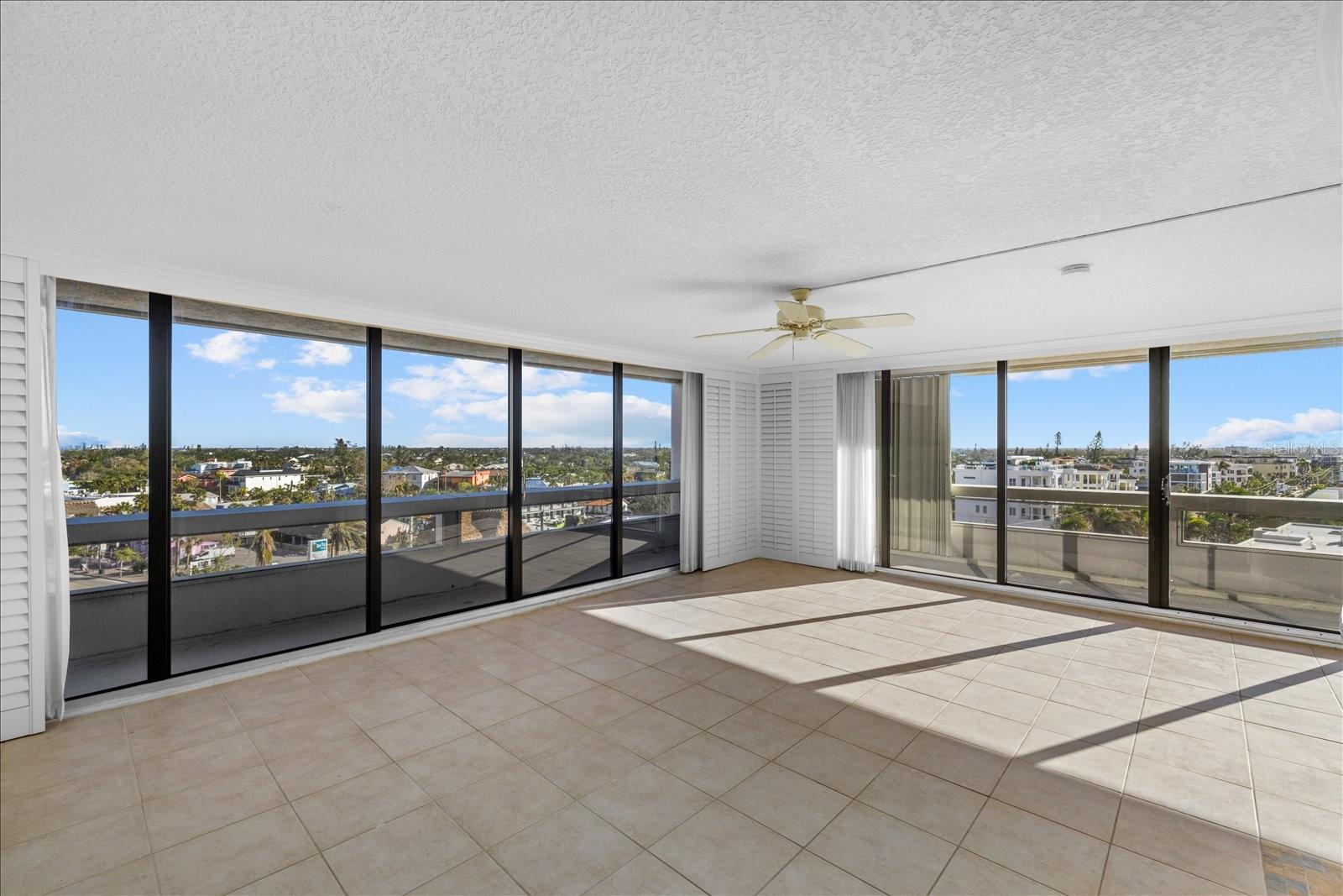 Image 15 of 33 For 5400 Ocean Boulevard 6-4