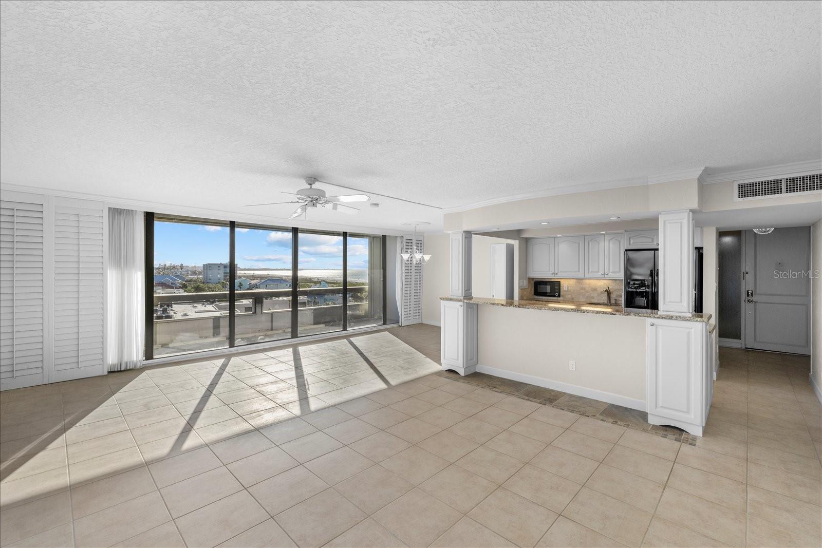 Image 18 of 33 For 5400 Ocean Boulevard 6-4