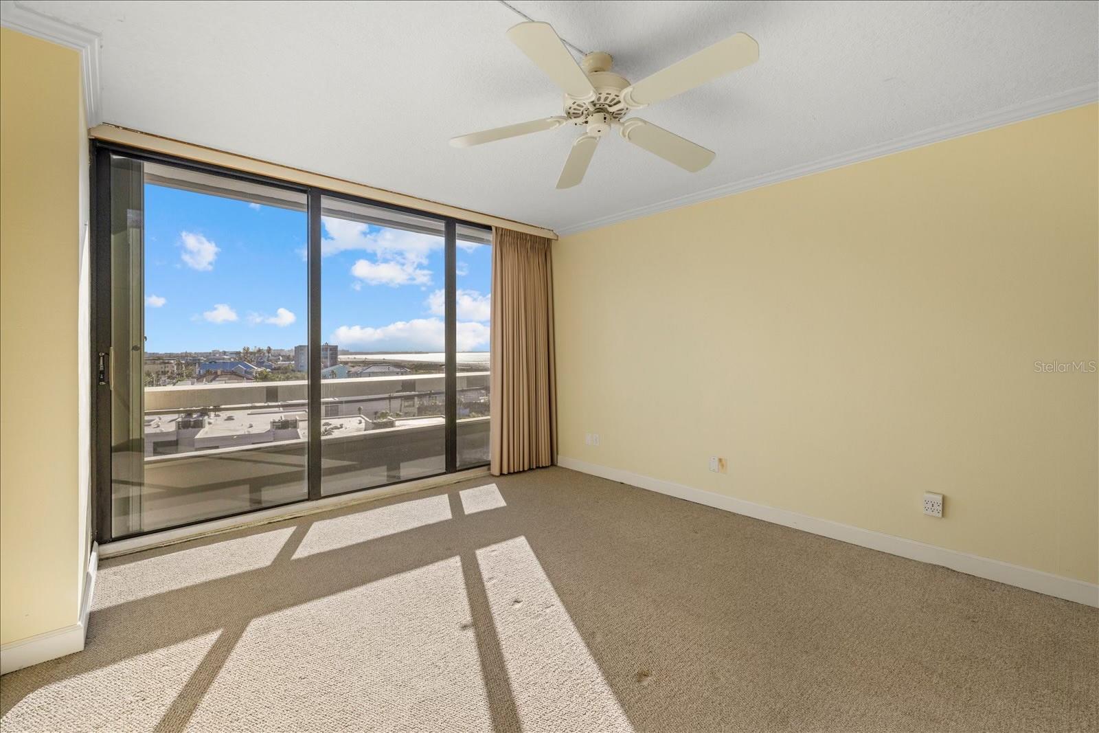 Image 29 of 33 For 5400 Ocean Boulevard 6-4