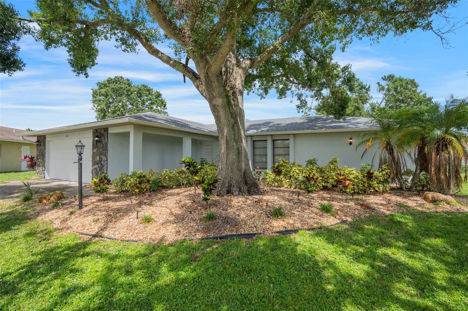 Image 3 of 41 For 2044 Country Meadows Lane