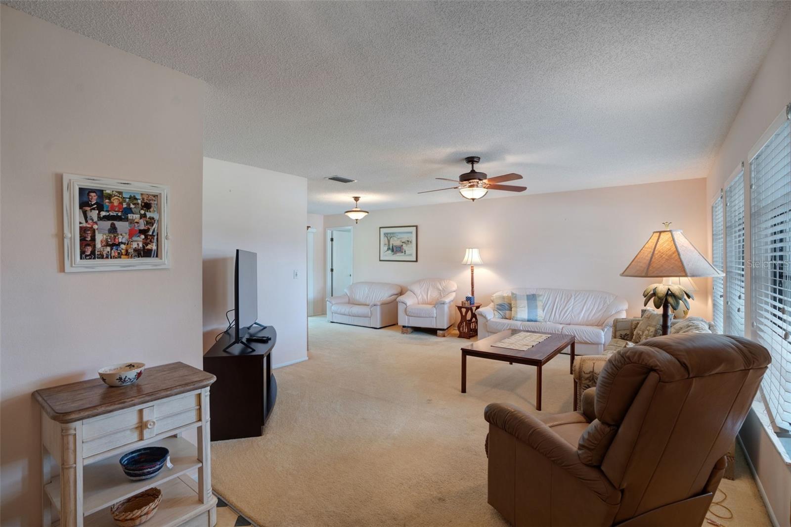 Image 6 of 41 For 2044 Country Meadows Lane