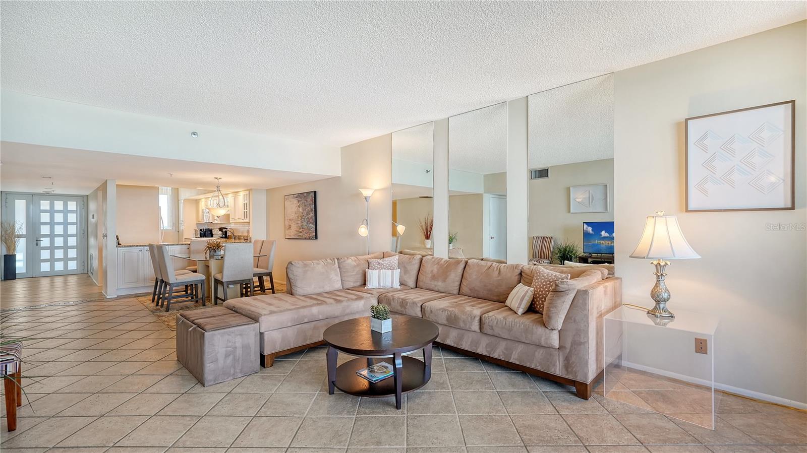 Image 11 of 35 For 1055 Gulf Of Mexico Drive 504