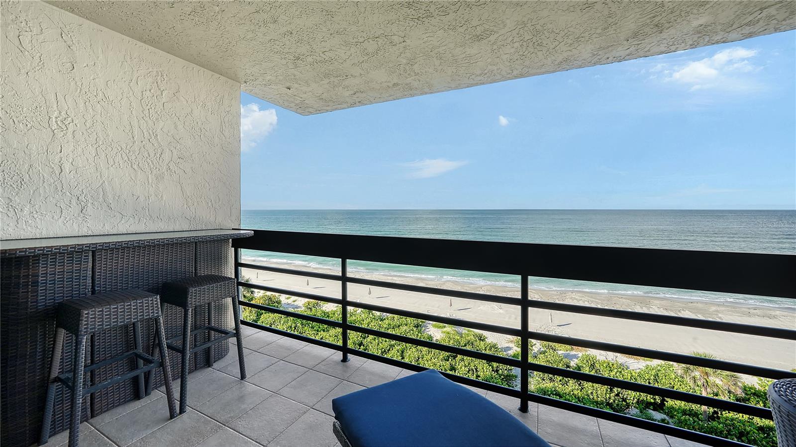 Image 14 of 35 For 1055 Gulf Of Mexico Drive 504