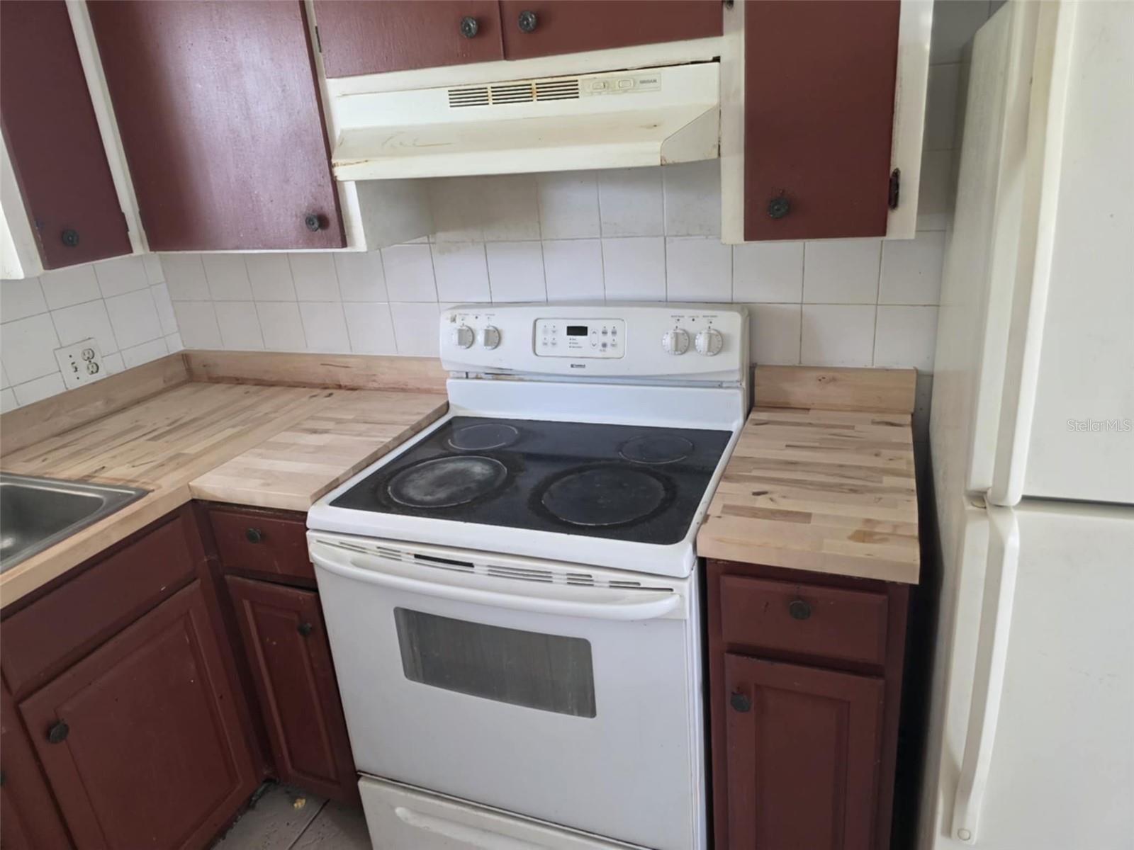 Image 3 of 6 For 816 63rd Avenue W B