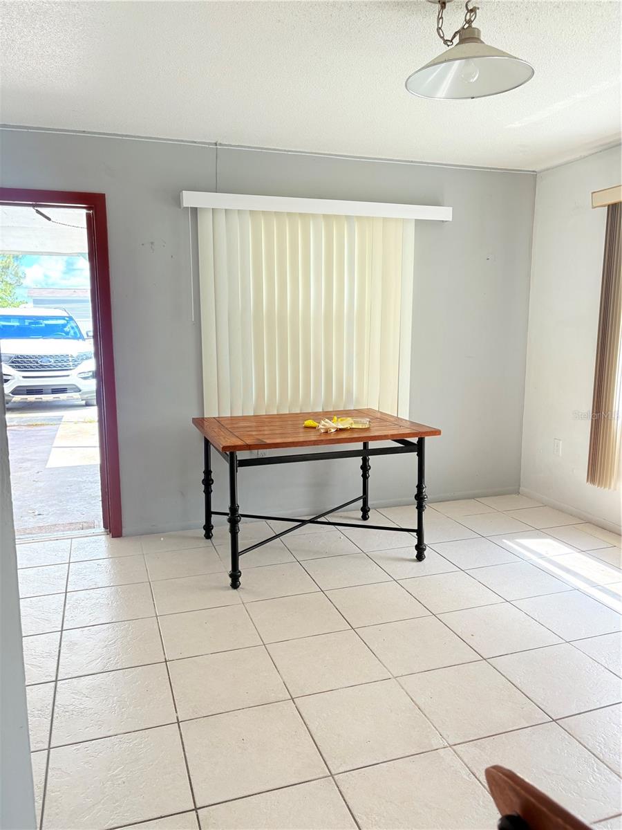 Image 4 of 6 For 816 63rd Avenue W B