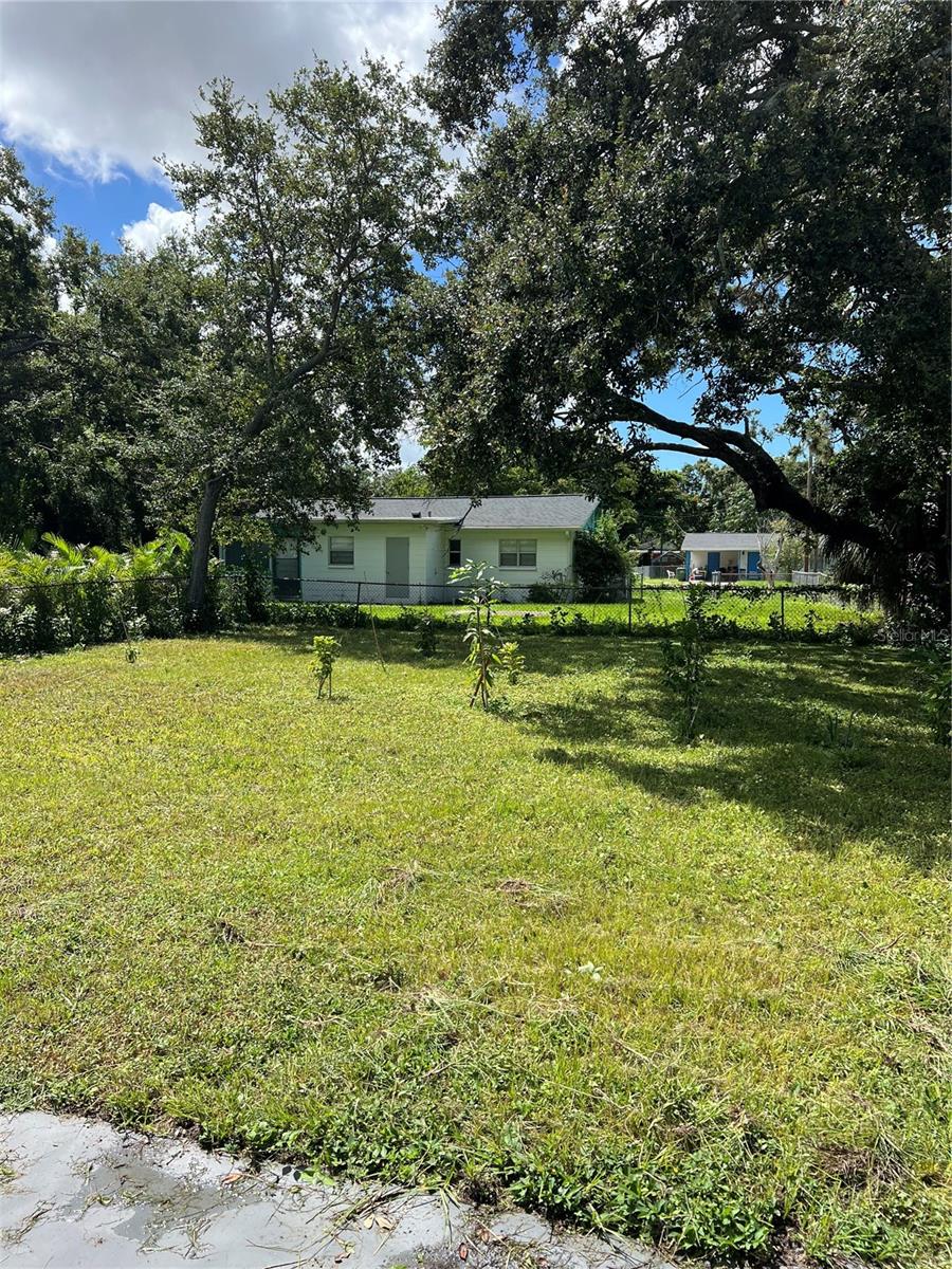 Image 13 of 15 For 1832 John Rivers Street