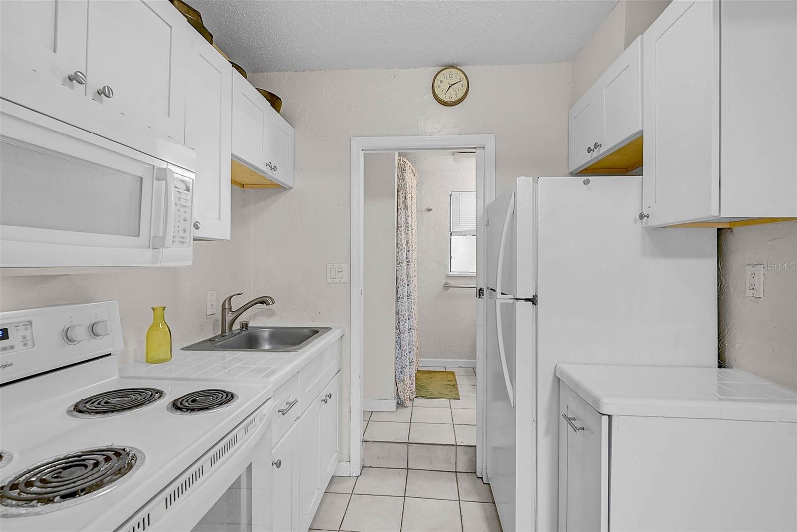 Image 8 of 40 For 2531 Portland Street A