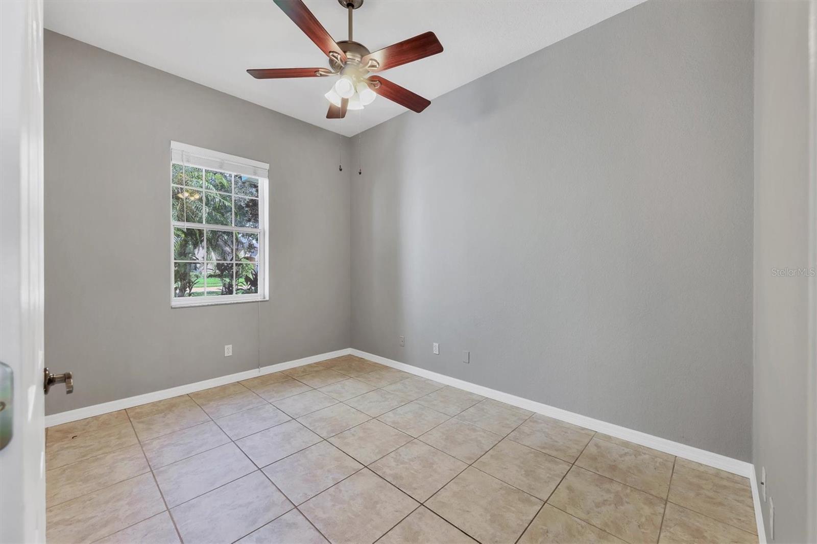 Image 34 of 46 For 2111 152nd Court E