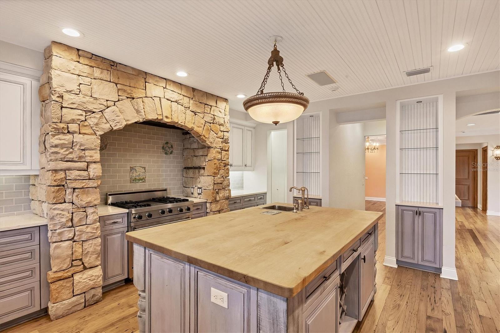 Image 17 of 67 For 3920 Red Rock Way
