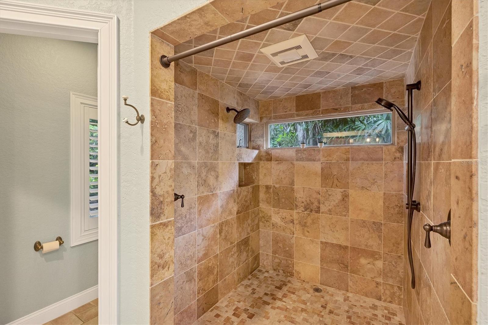 Image 30 of 67 For 3920 Red Rock Way