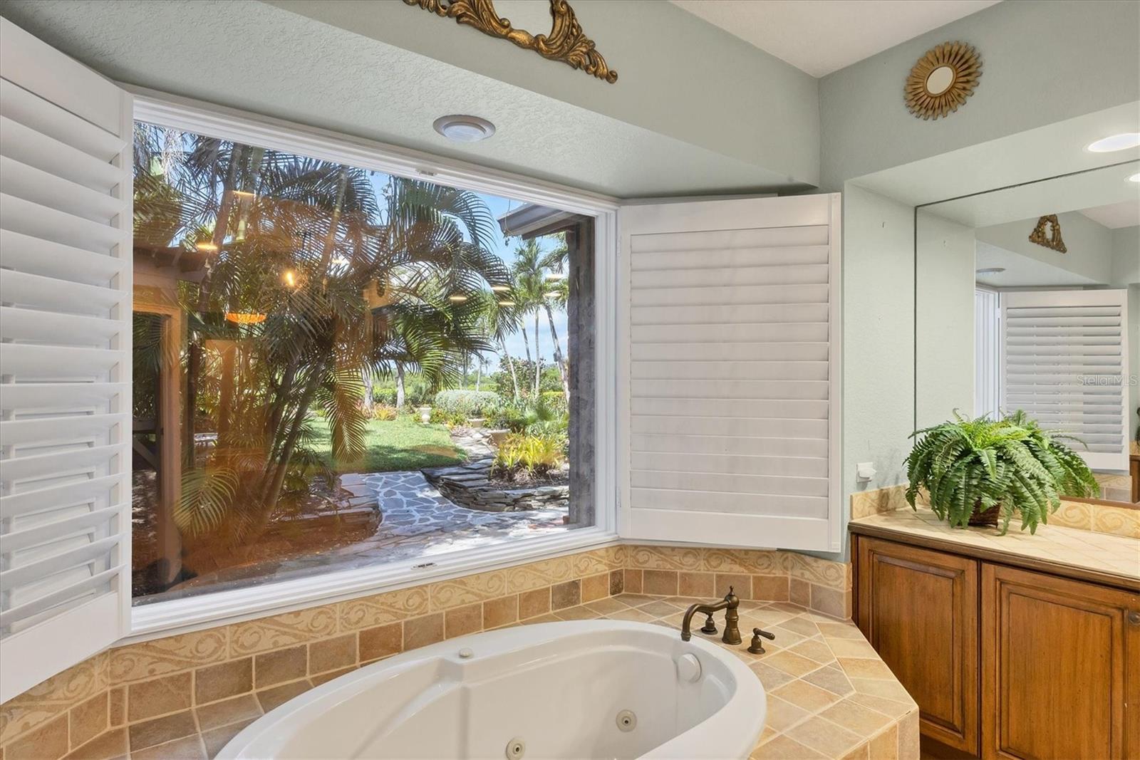 Image 31 of 67 For 3920 Red Rock Way
