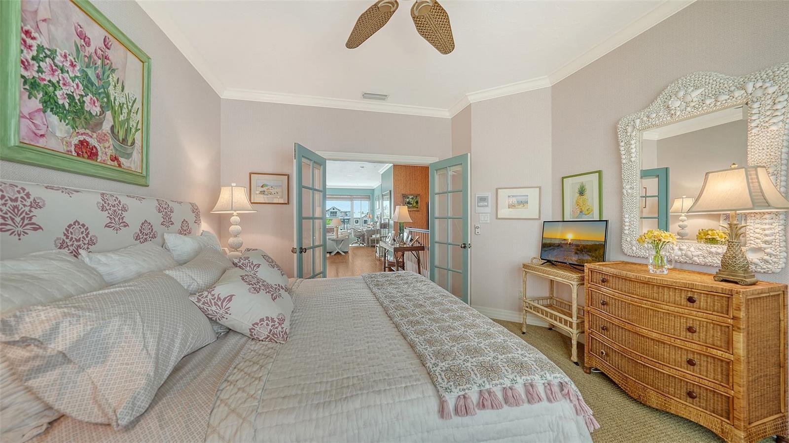 Image 43 of 79 For 3925 Hamilton Club Circle 7