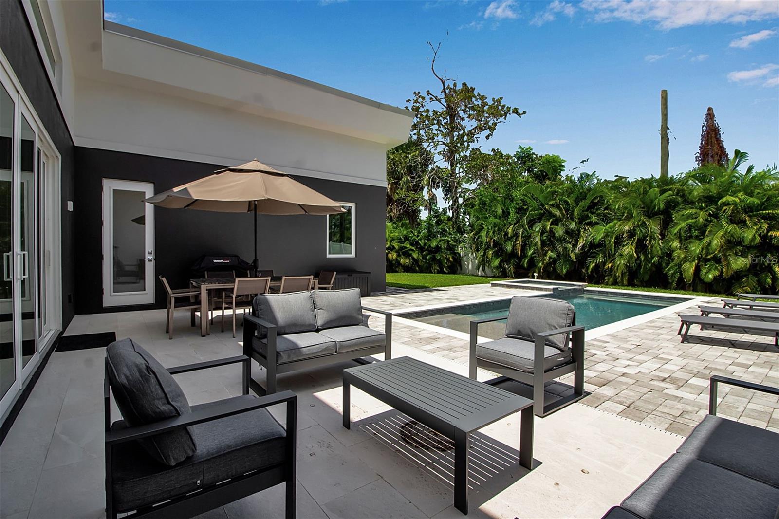 Image 24 of 25 For 2231 Wood Street