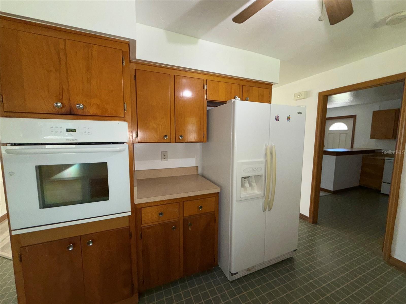 Image 4 of 19 For 2903 Louise Street